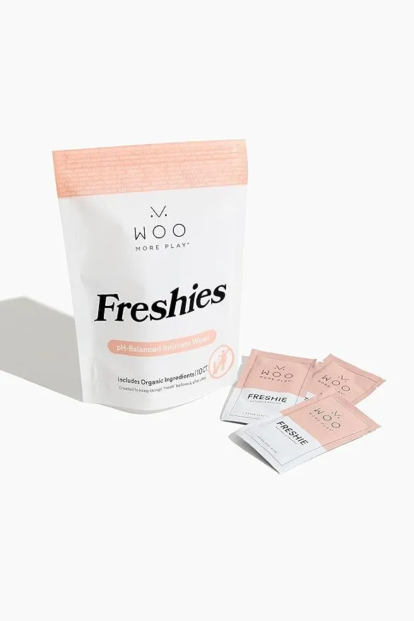 Woo More Play Freshies: All-Natural Feminine Intimacy Towelette Wipes with Coconut Oil and Aloe Vera, Promotes Feminine Health & Helps Alleviate Irritation - Vegan and Cruelty Free, 10ct