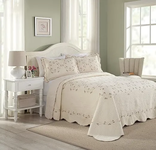 MODERN HEIRLOOM Felisa Floral Embroidered Quilted Bedspread, Lightweight All Seasons Vintage Bedding, King Size 120" W x 118" L, Pink/Ivory