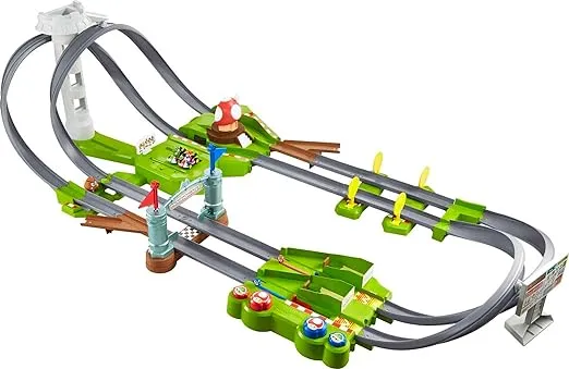 Hot Wheels Mario Kart Circuit Track Set & 2 Toy Vehicles, Racing Playset Includes Booster, Plus Mario & Yoshi Karts (Amazon Exclusive)