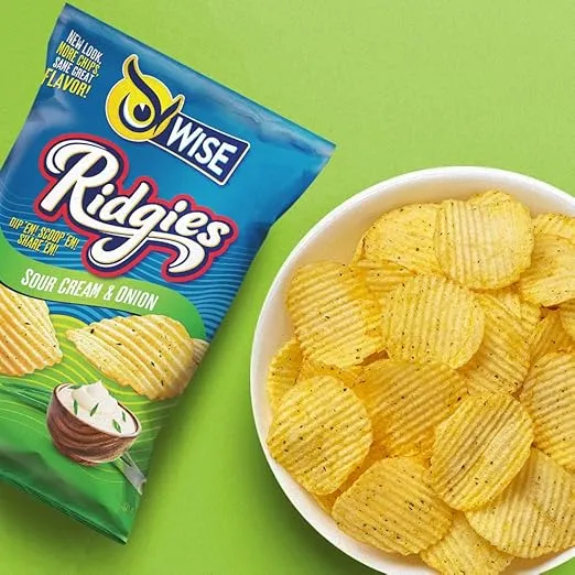 Wise Snacks Ridgies Sour Cream and Onion Potato Chips Bulk Snack for Fun and Tasty Snacking 0.75 Ounce 40 Count, Gluten Free, 0g Trans Fat, No Preservatives