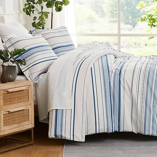 Southshore Fine Living, Inc. 3-Piece Oversized King Size Comforter Set, Down Alternative Blue and White Comforter with Matching Shams, Striped Bedspread for King or Cal King Beds, Coastal Stripes Blue