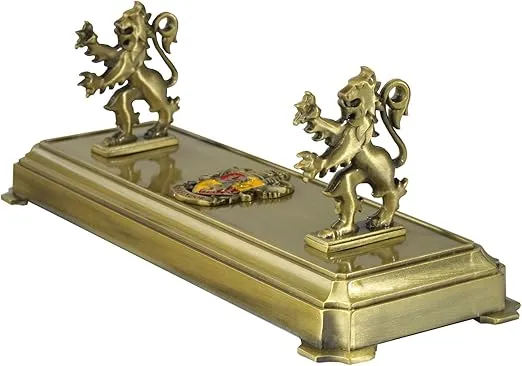 The Noble Collection Harry Potter Gryffindor House Wand Stand