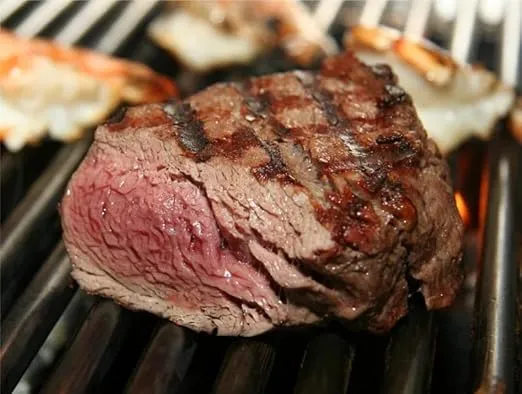 New York Steak & Seafood Frozen Fillet Mignons - USDA Choice Angus Filet Mignon - Handcut and Trimmed Frozen Fillet Mignon Steak (4 Fillet Mignons, 8oz.)