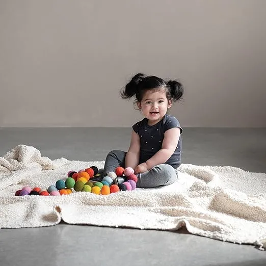 Creative Co-Op Wool Felt Ball Garland, Multi Color