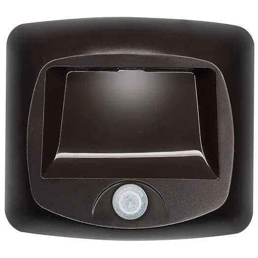 Beams MB520 35 Lumen Wirelsss Battery Powered Indoor/Outdoor Motion Sensing LED Step/Stair Light, 1-Pack, Brown