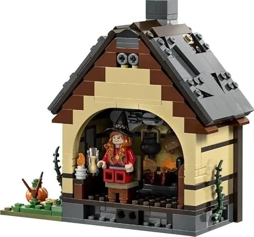 LEGO Ideas Hocus Pocus The Sanderson Sister's Cottage - Building Set for Adults, Men & Women, Age 18+ - Unique Gift for Fans W/Sister Minifigures - 21341